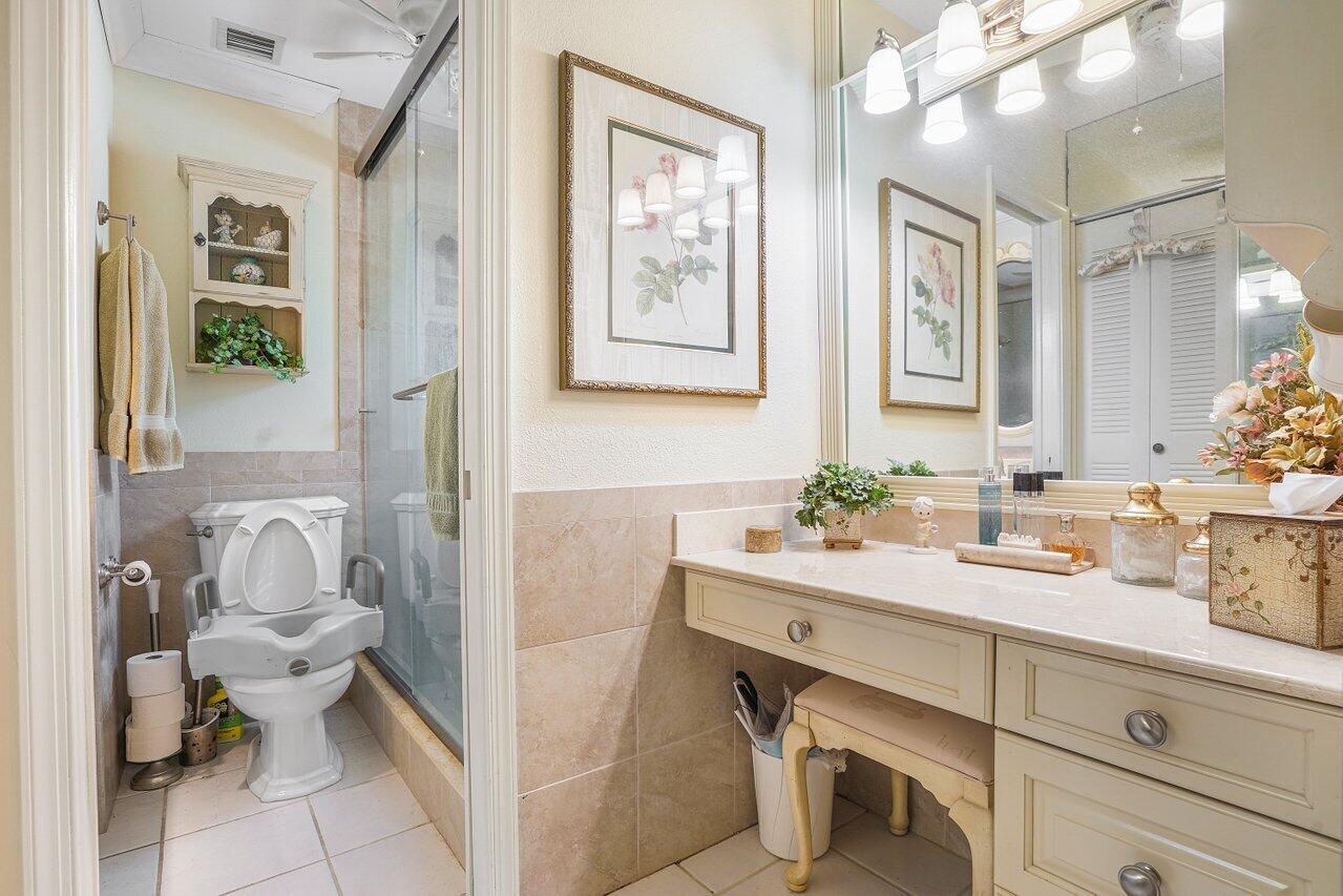 9160 Southampton Place Boca Raton, FL 33434 - Photo 14 of 34 018-9160SouthamptonPlace-BocaRaton-FL-33