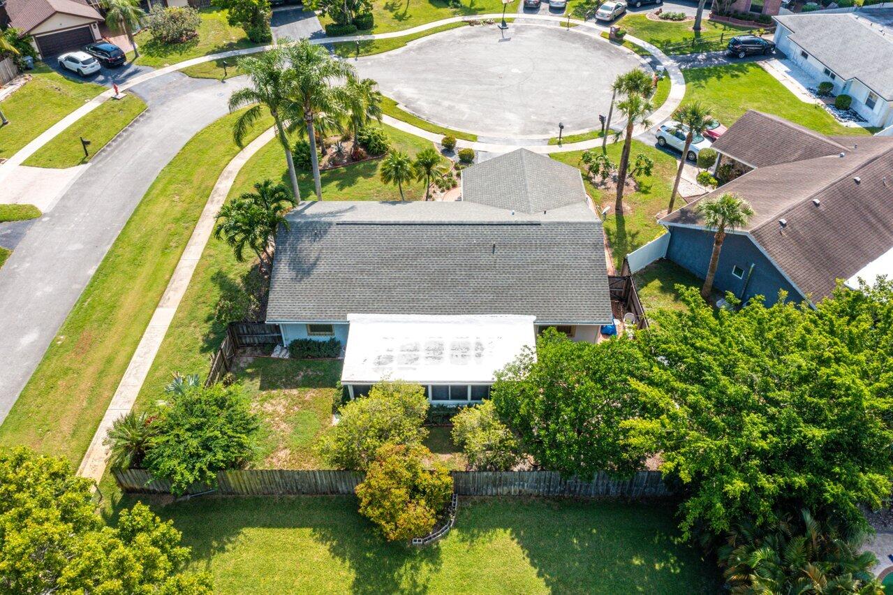 9160 Southampton Place Boca Raton, FL 33434 - Photo 28 of 34 032-9160SouthamptonPlace-BocaRaton-FL-33