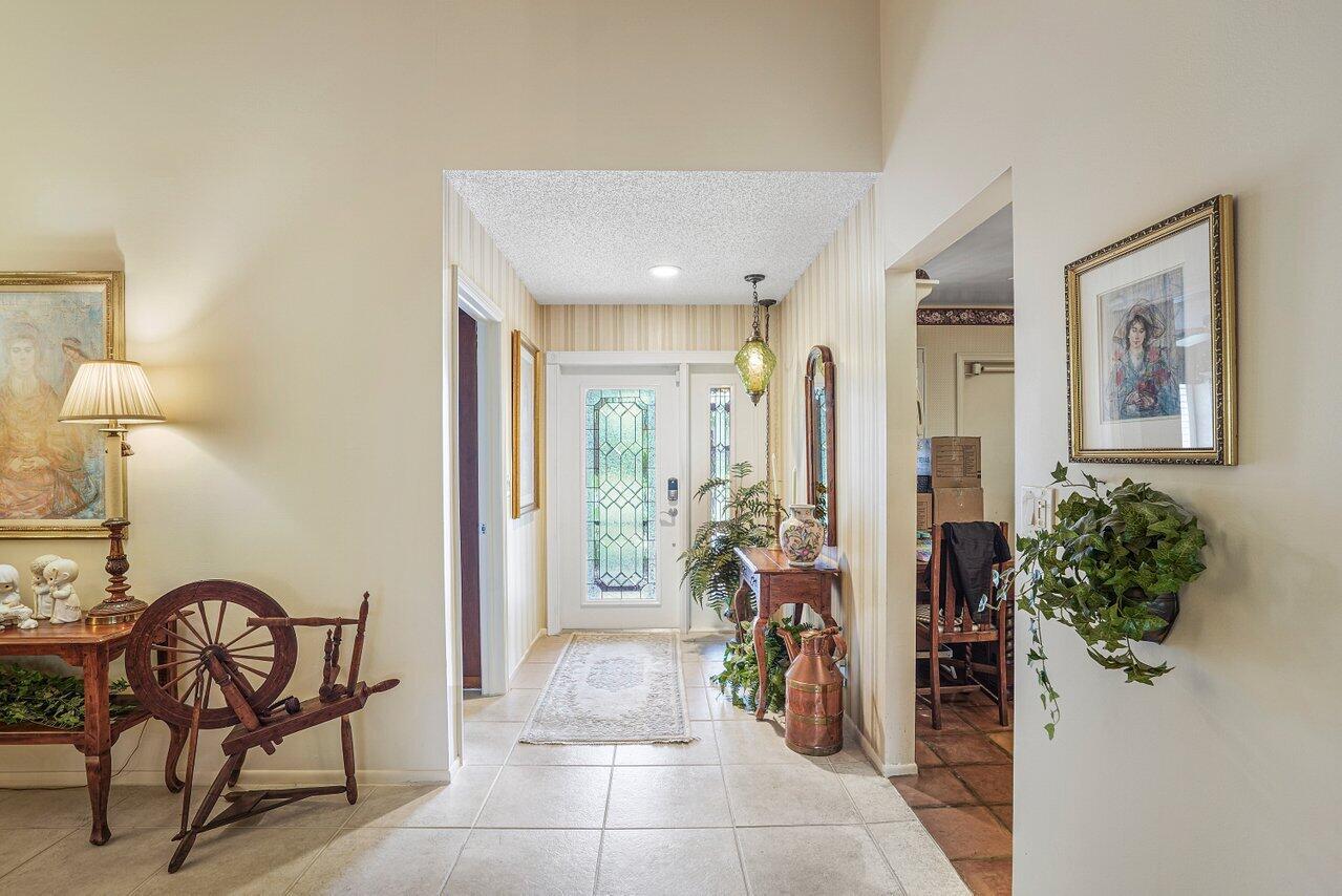 9160 Southampton Place Boca Raton, FL 33434 - Photo 4 of 34 005-9160SouthamptonPlace-BocaRaton-FL-33