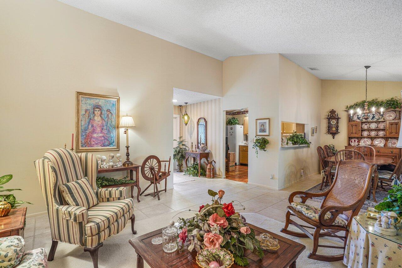 9160 Southampton Place Boca Raton, FL 33434 - Photo 6 of 34 007-9160SouthamptonPlace-BocaRaton-FL-33