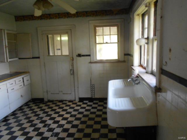 9873 Halls Ferry Road St. Louis, MO 63136 - Photo 9 of 10 Gallery Image 9
