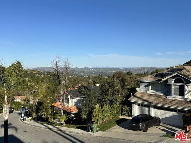 $2,425,000 | 22248 Cairnloch Street, Calabasas, CA 91302