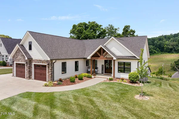 $894,500 | 1118 Brumit Field, Johnson City, TN 37615