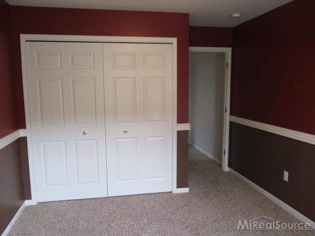 4056 April Lane Sterling Heights, MI 48310 - Photo 14 of 21 31217108-13.JPG