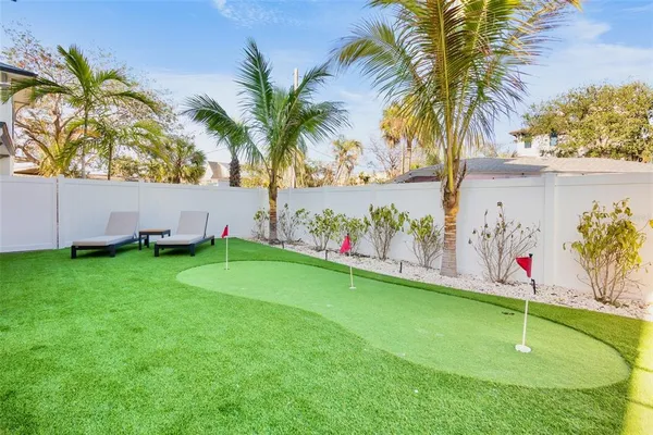 $6,295,000 | 6548 Sabal Drive, Sarasota, FL 34242