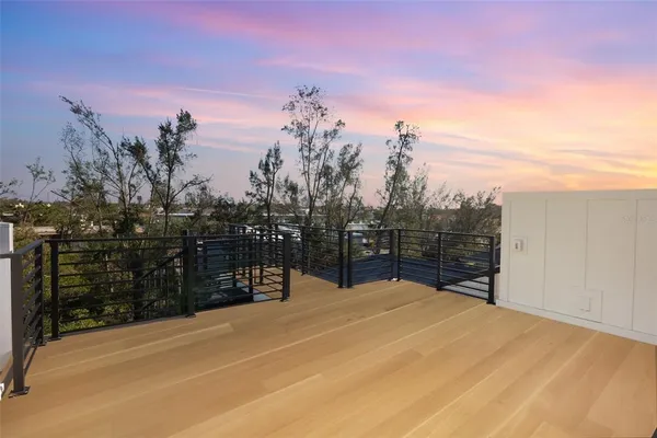 $6,295,000 | 6548 Sabal Drive, Sarasota, FL 34242