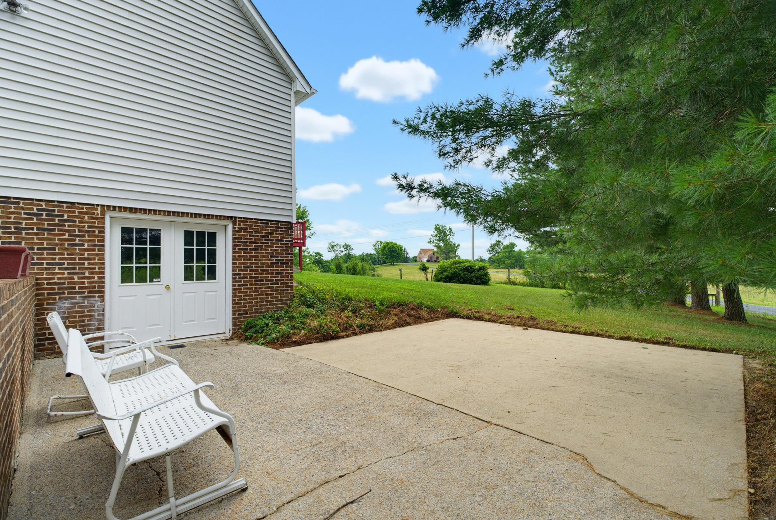 2117 Barterbrook Road Staunton, VA 24401 - Photo 32 of 40