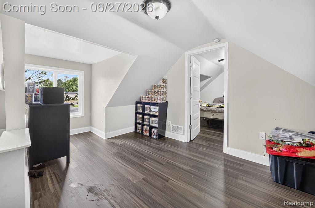 7715 Beech Daly Road Taylor, MI 48180 - Photo 18 of 21 A7400112.jpg