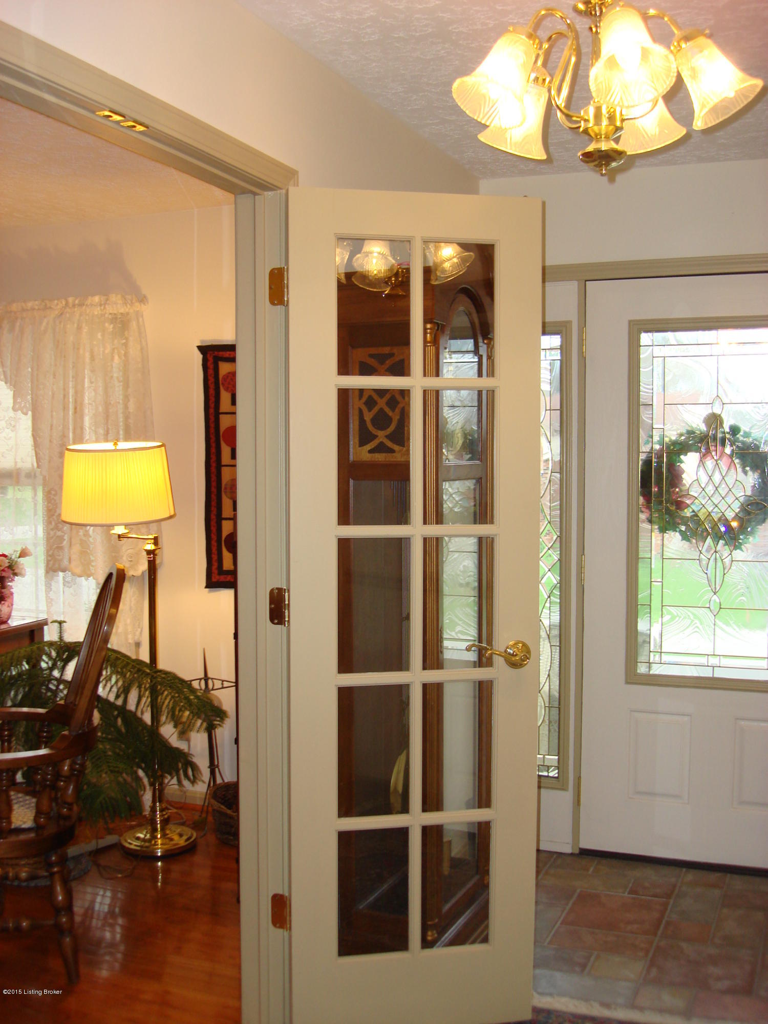 9113 Collingwood Road Louisville, KY 40299 - Photo 17 of 35 Collingwood Foyer