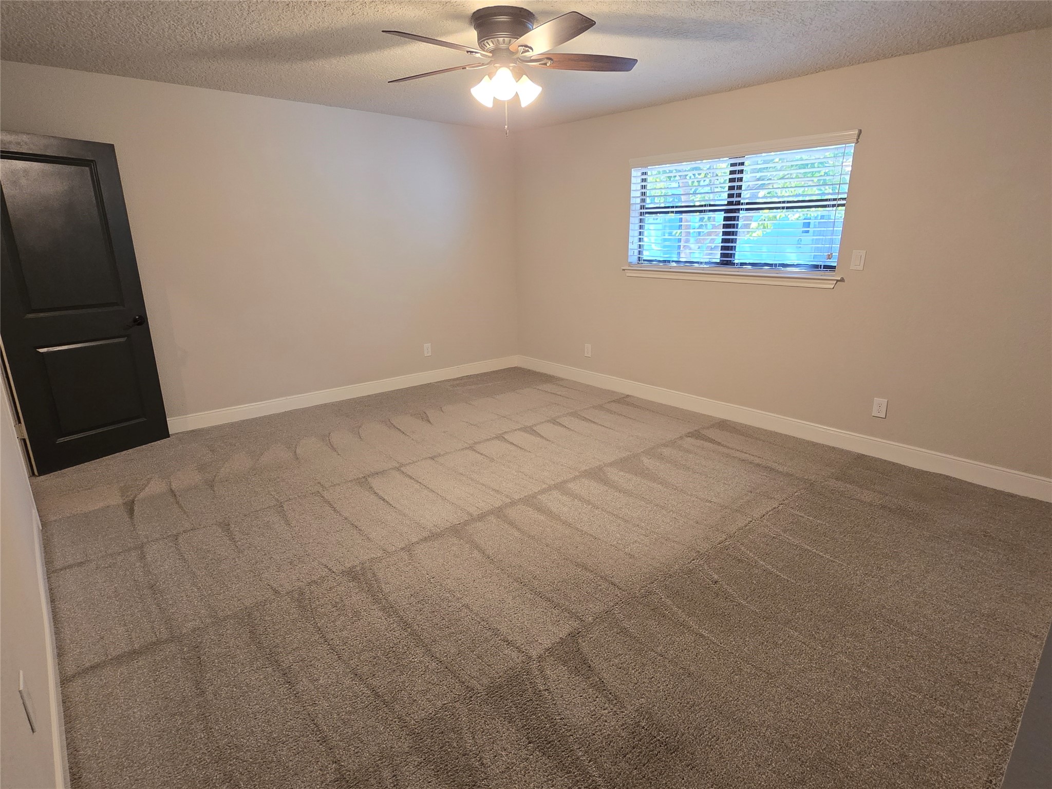 19103 Whitewood Drive Spring, TX 77373 - Photo 17 of 38 Primary bedroom