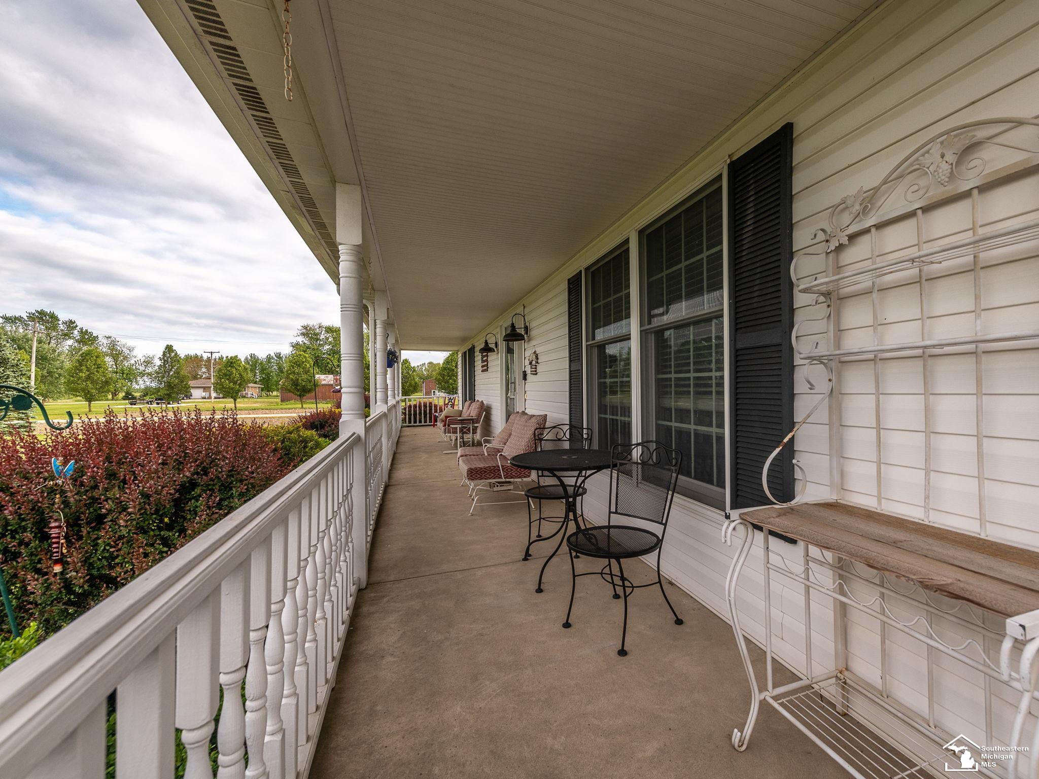 12667 Exeter Road Carleton, MI 48117 - Photo 3 of 64