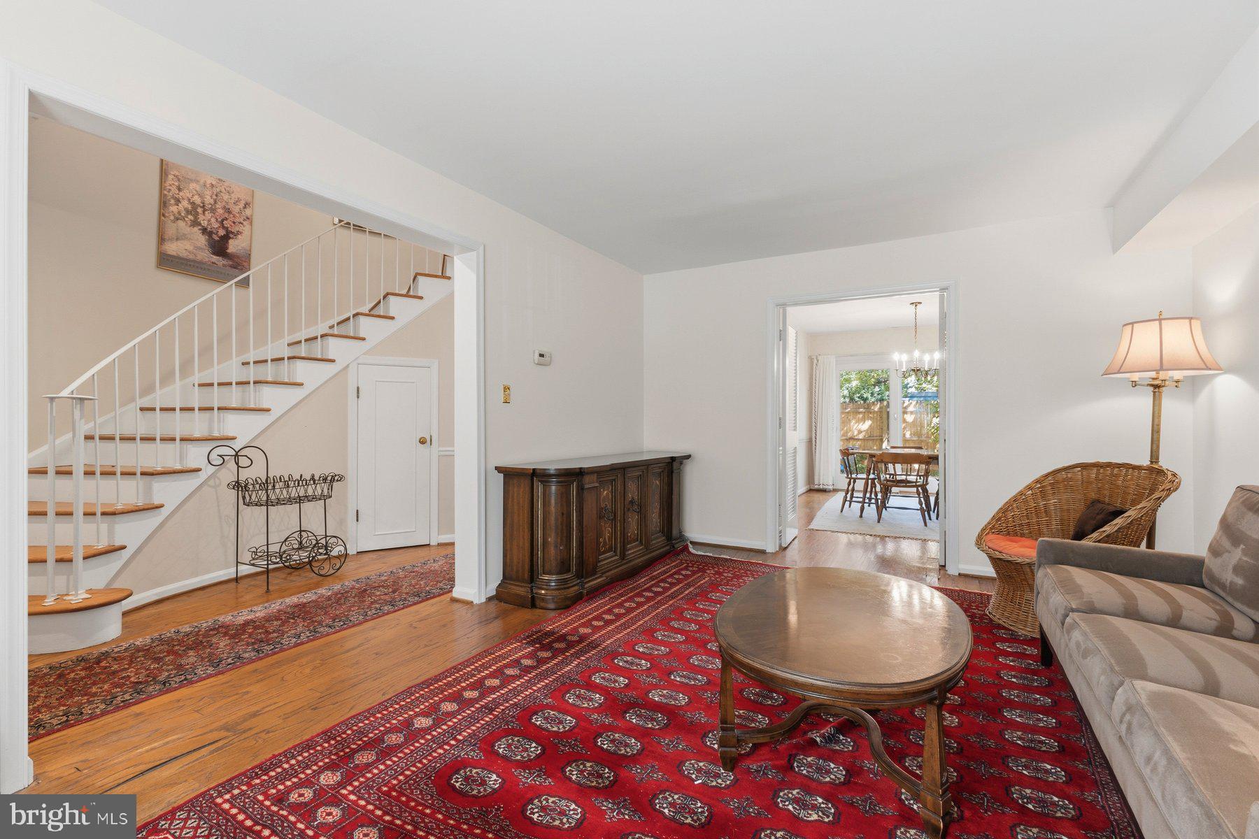 8220 Carrleigh Parkway, Unit 11 Springfield, VA 22152 - Photo 5 of 26