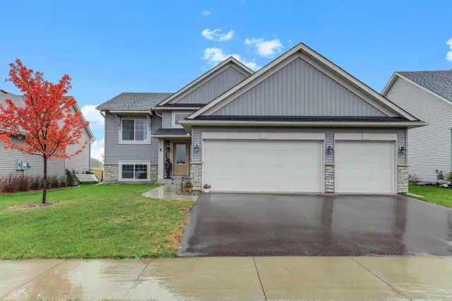 $499,900 | 2857 213th Street West, Farmington, MN 55024