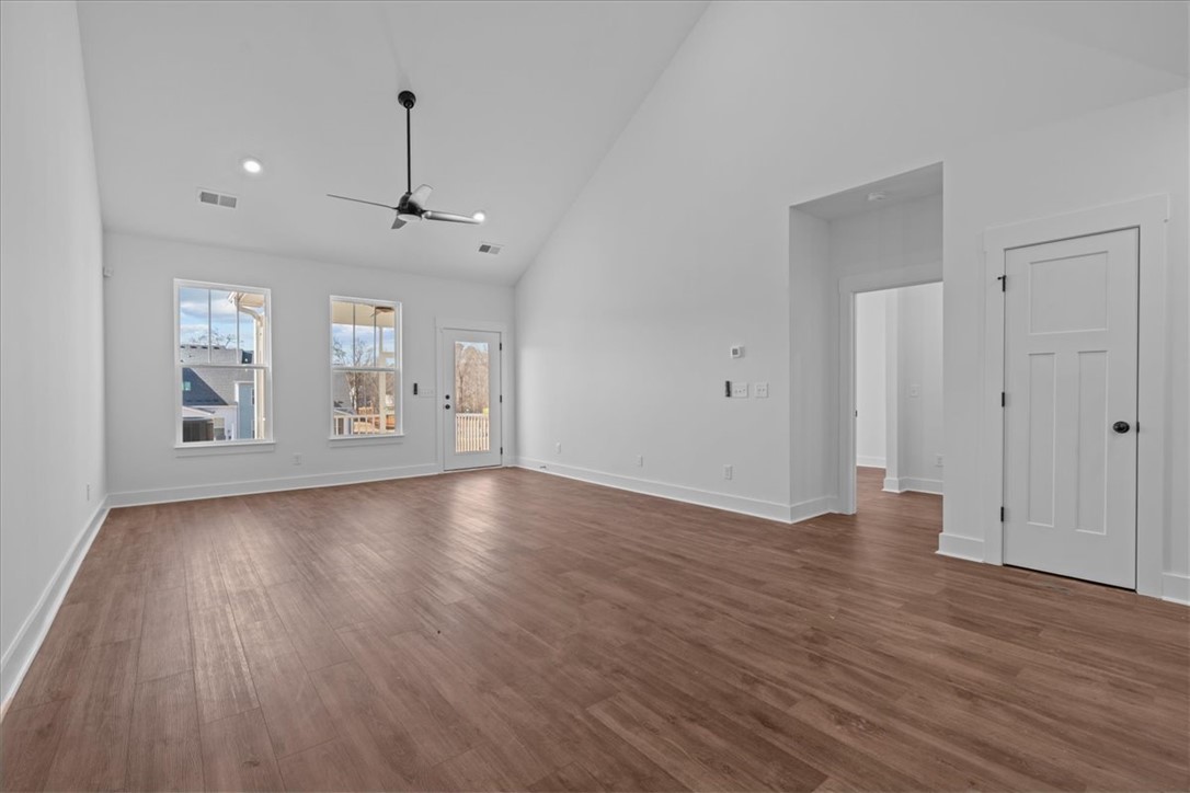 202 Leisure Lane Anderson, SC 29621 - Photo 11 of 38