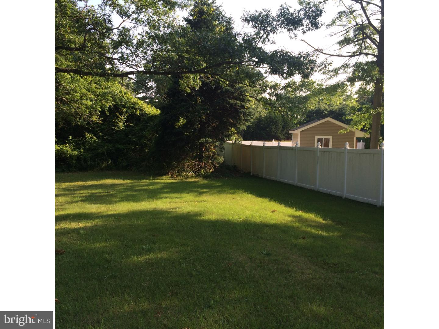 39 Oneida Avenue Delran, NJ 08057 - Photo 9 of 11 Exterior Back
