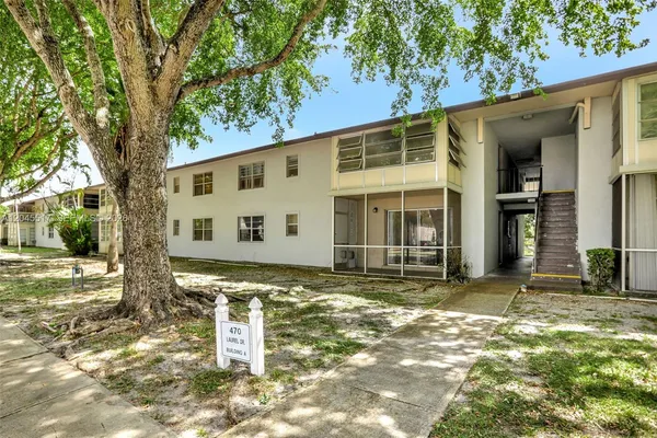 $119,000 | 470 North Laurel Drive, Unit 1A, Margate, FL 33063