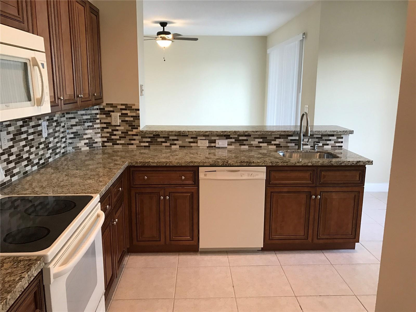 2783 Southwest 129th Terrace Miramar, FL 33027 - Photo 3 of 35 Photo 3