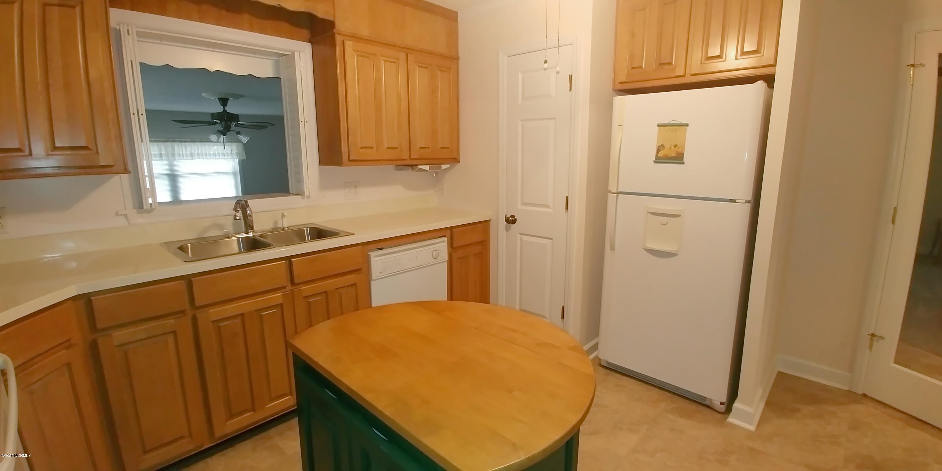 215 Clarks Road New Bern, NC 28562 - Photo 14 of 57 0208201518a