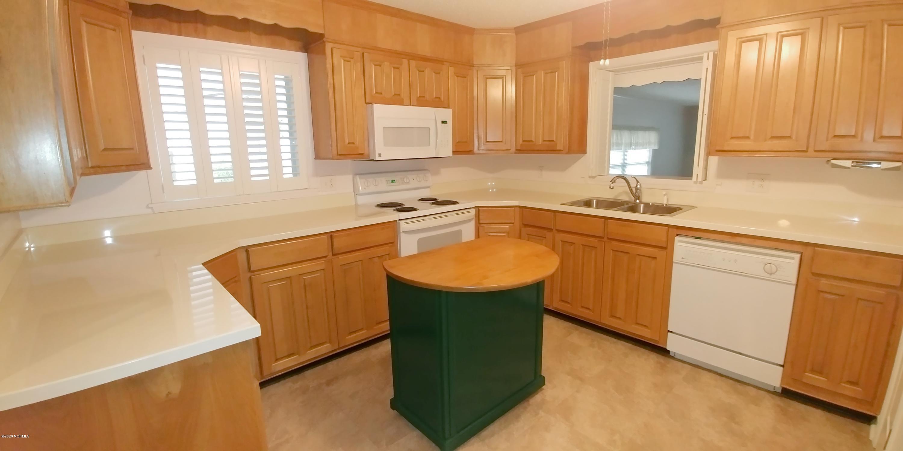 215 Clarks Road New Bern, NC 28562 - Photo 16 of 57 0208201518d