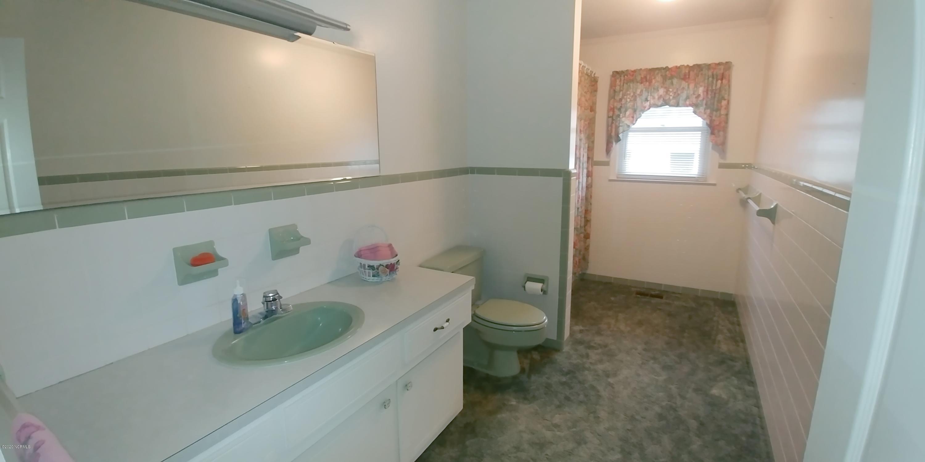 215 Clarks Road New Bern, NC 28562 - Photo 36 of 57 0208201525e