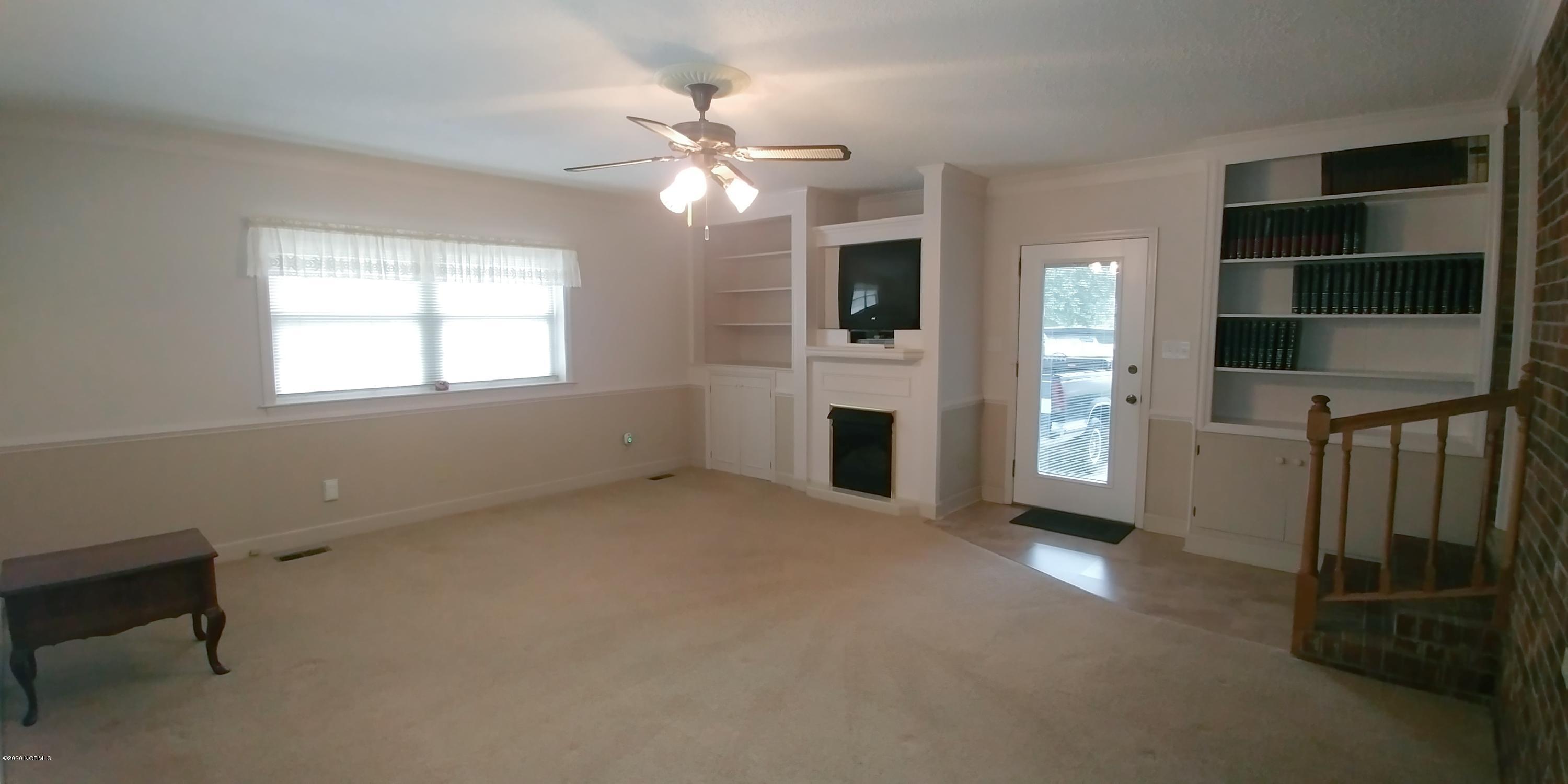 215 Clarks Road New Bern, NC 28562 - Photo 8 of 57 0208201511a