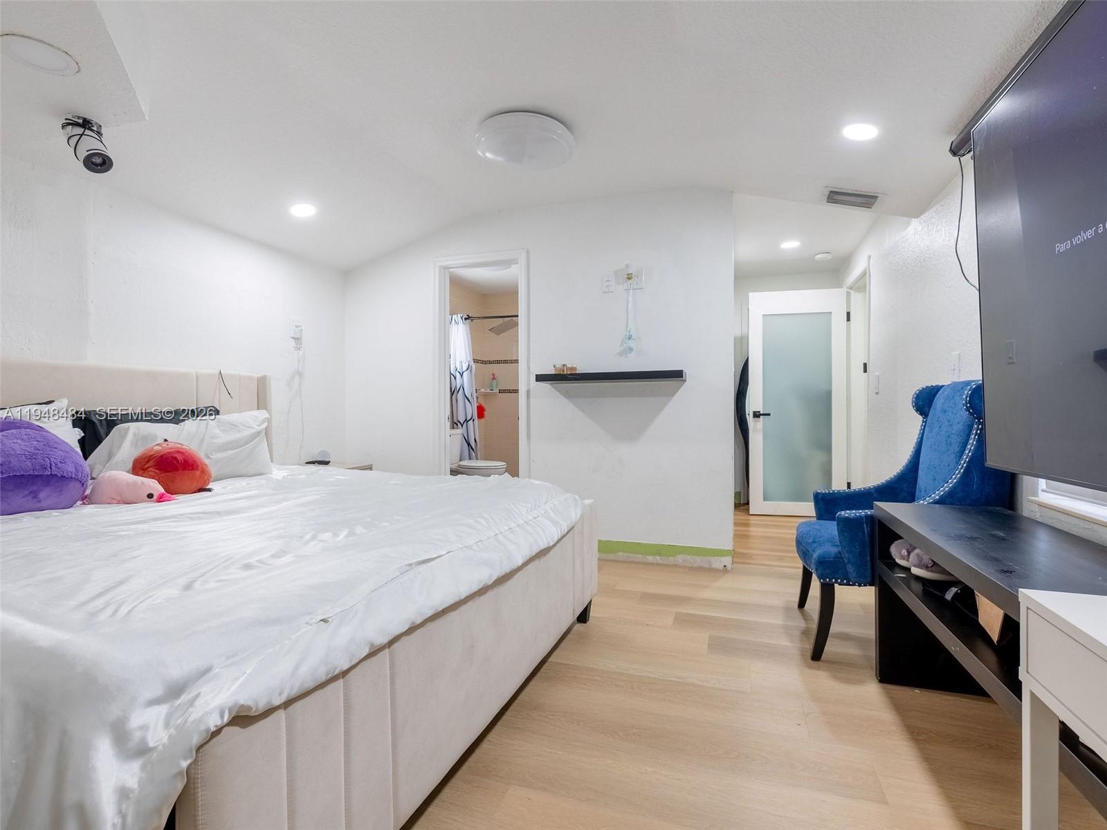 201 East 44th Street Hialeah, FL 33013 - Photo 20 of 39