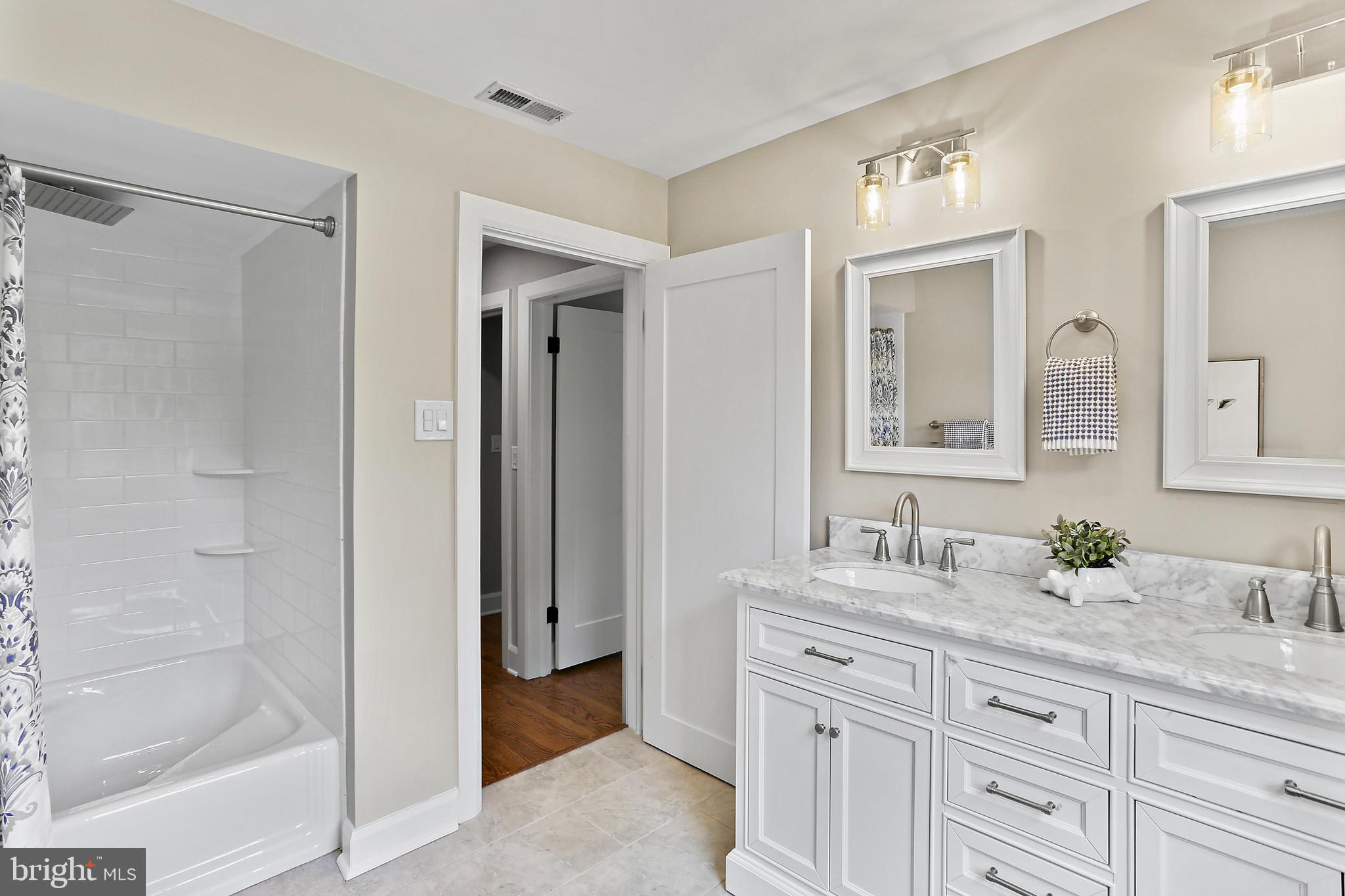 619 Stone Barn Road Towson, MD 21286 - Photo 13 of 58 hall bath