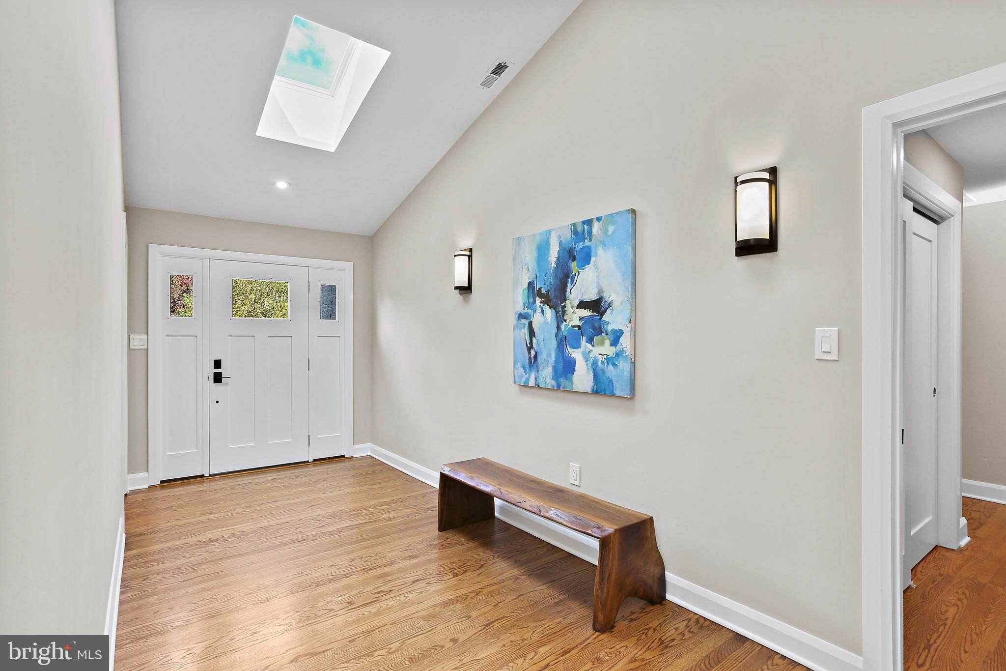 619 Stone Barn Road Towson, MD 21286 - Photo 16 of 58 welcoming foyer