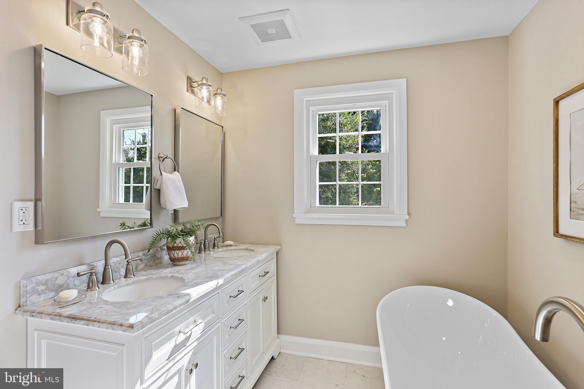 619 Stone Barn Road Towson, MD 21286 - Photo 23 of 58 Primary super bath