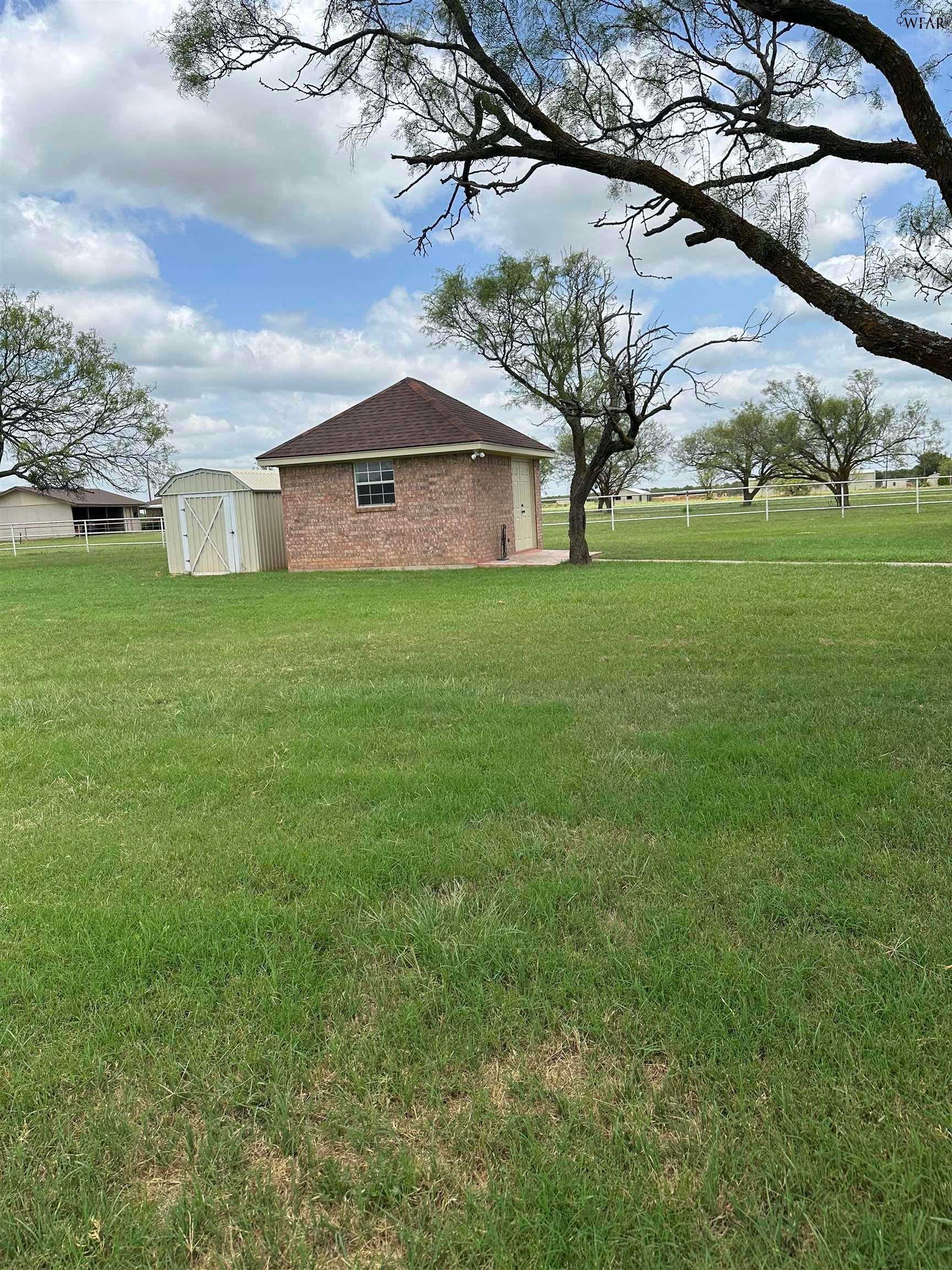8540 Highway 79 Wichita Falls, TX 76310 - Photo 35 of 38 Gallery Image 35