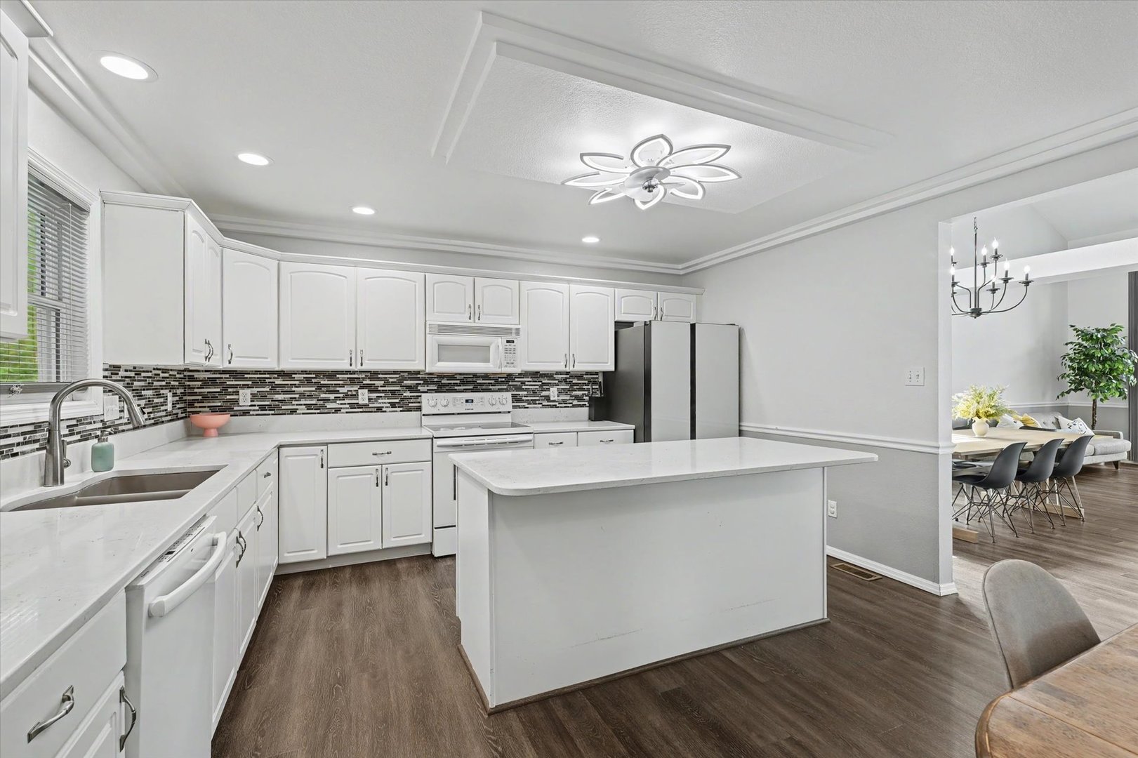 1206 Cobblefield Road Champaign, IL 61822 - Photo 10 of 41 Gallery Image 10