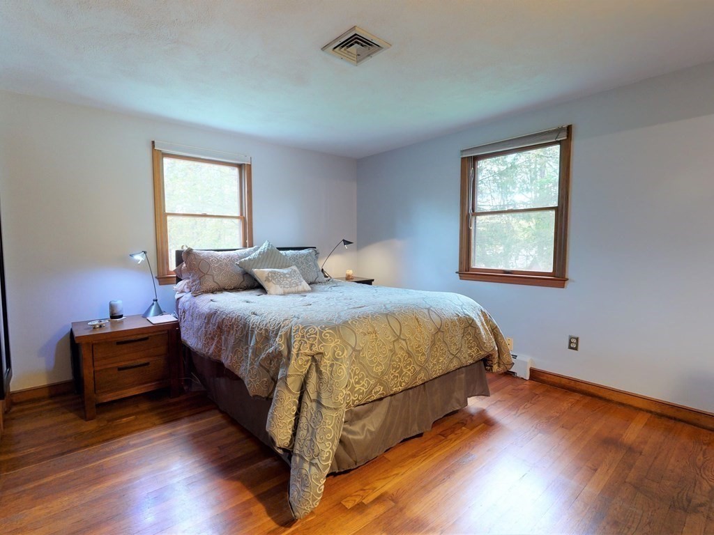 7 Woodfall Road Medfield, MA 02052 - Photo 17 of 38