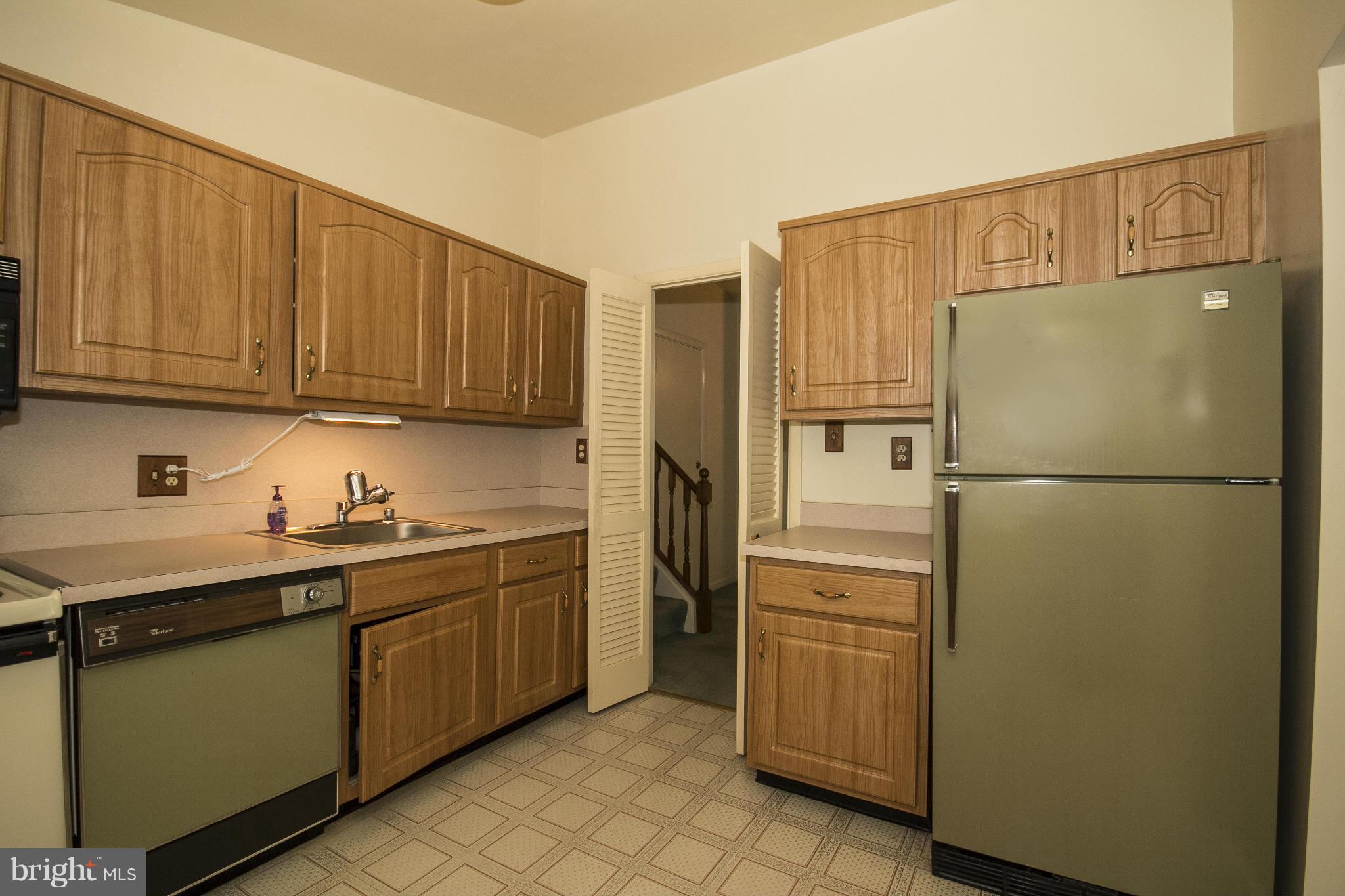 9203 Kilbride Road Baltimore, MD 21236 - Photo 7 of 28 Kitchen