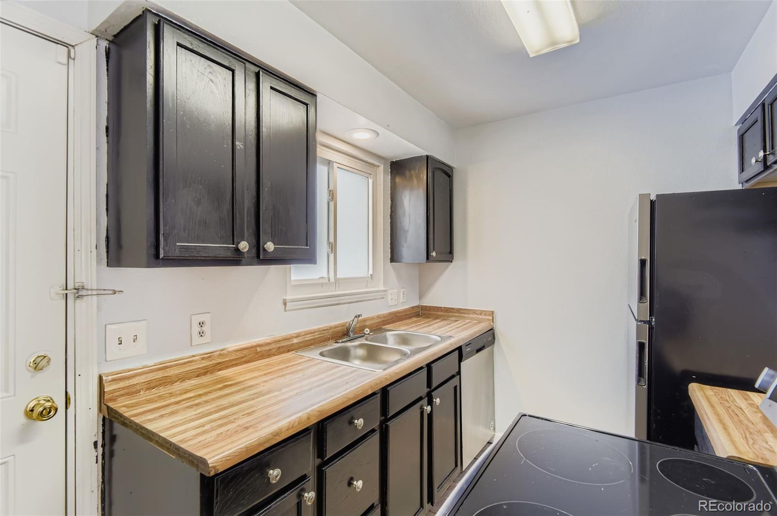 2244 South Jasper Way, Unit B Aurora, CO 80013 - Photo 10 of 22