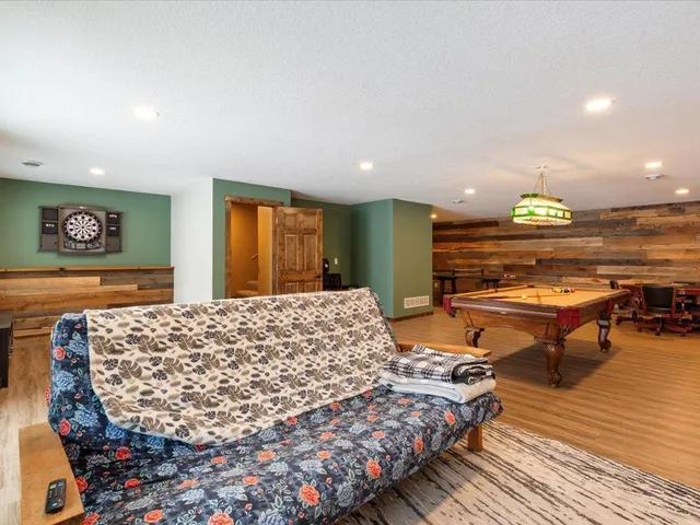 $1,500,000 | 27543 300th Place, Aitkin, MN 56431