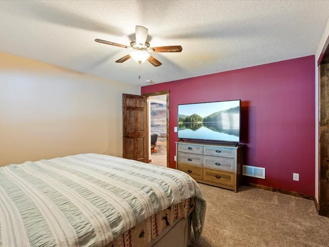 $1,500,000 | 27543 300th Place, Aitkin, MN 56431