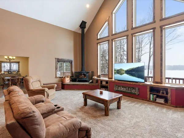 $1,500,000 | 27543 300th Place, Aitkin, MN 56431