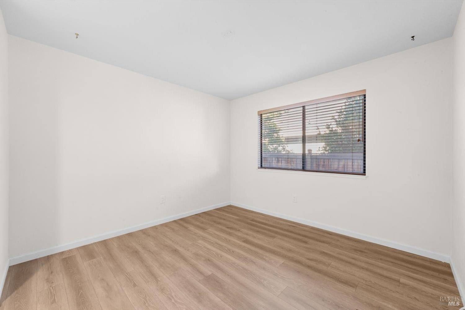 107 Inyo Court Vacaville, CA 95687 - Photo 29 of 49 an empty room with a window