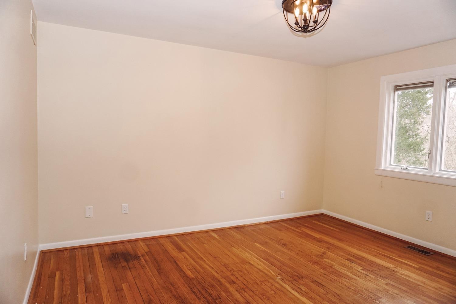 8055 Keller Road Cincinnati, OH 45243 - Photo 20 of 39 Gallery Image 20
