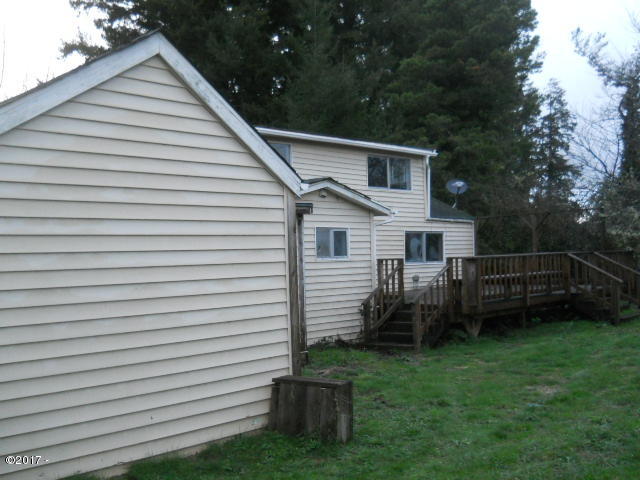 459 Southeast Gibson Road Waldport, OR 97394 - Photo 6 of 22 Back