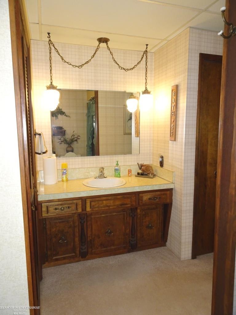 11860 Ebeling Road Romeo, MI 48065 - Photo 13 of 54 50116100-12.JPG