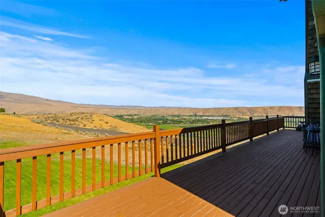 $519,000 | 176 Rosenkranz Road, Tieton, WA 98947