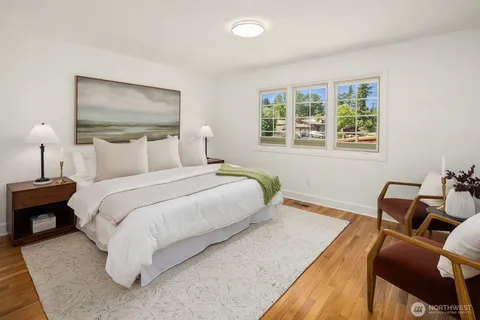 $1,790,000 | 621 128th Avenue Southeast, Bellevue, WA 98005