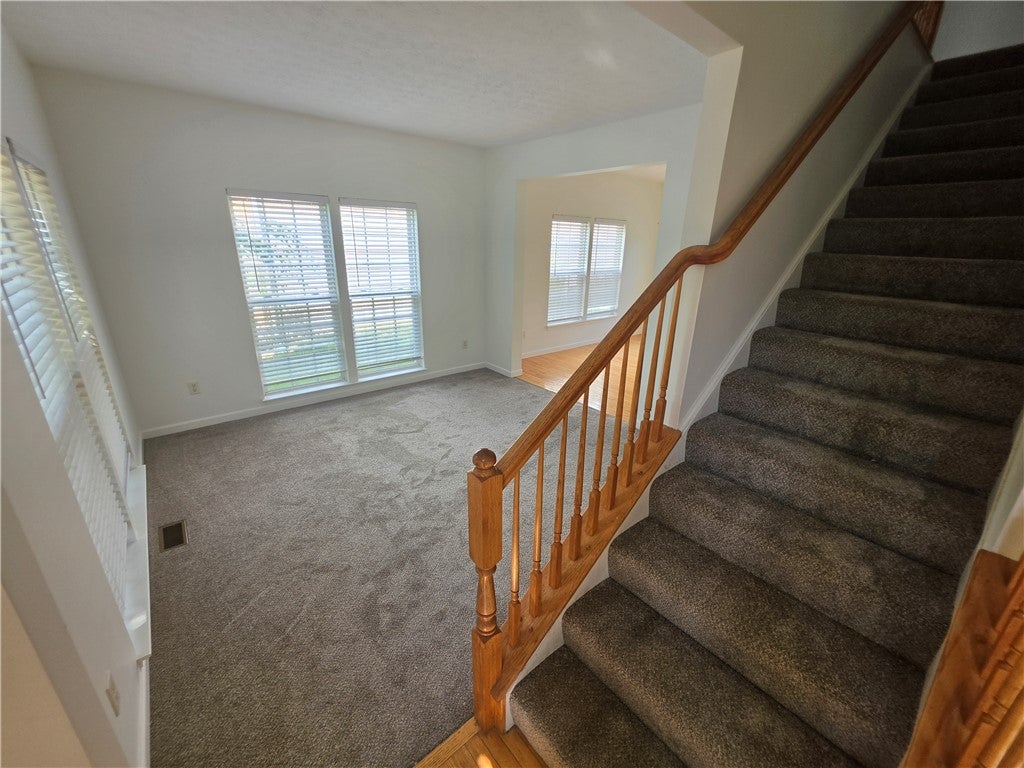 1523 Doddington Road Kettering, OH 45409 - Photo 6 of 39 Gallery Image 6