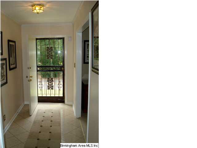 1608 Saulter Road Birmingham, AL 35209 - Photo 2 of 29