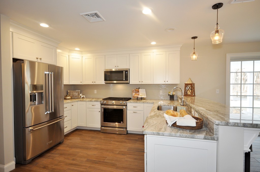 7 Cheevers Path, Unit 7 Bedford, MA 01730 - Photo 11 of 25 Gallery Image 11
