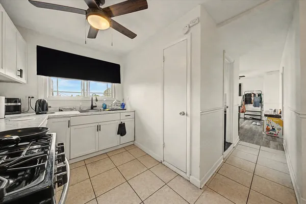 $389,900 | 5200 South Lorel Avenue, Chicago, IL 60638