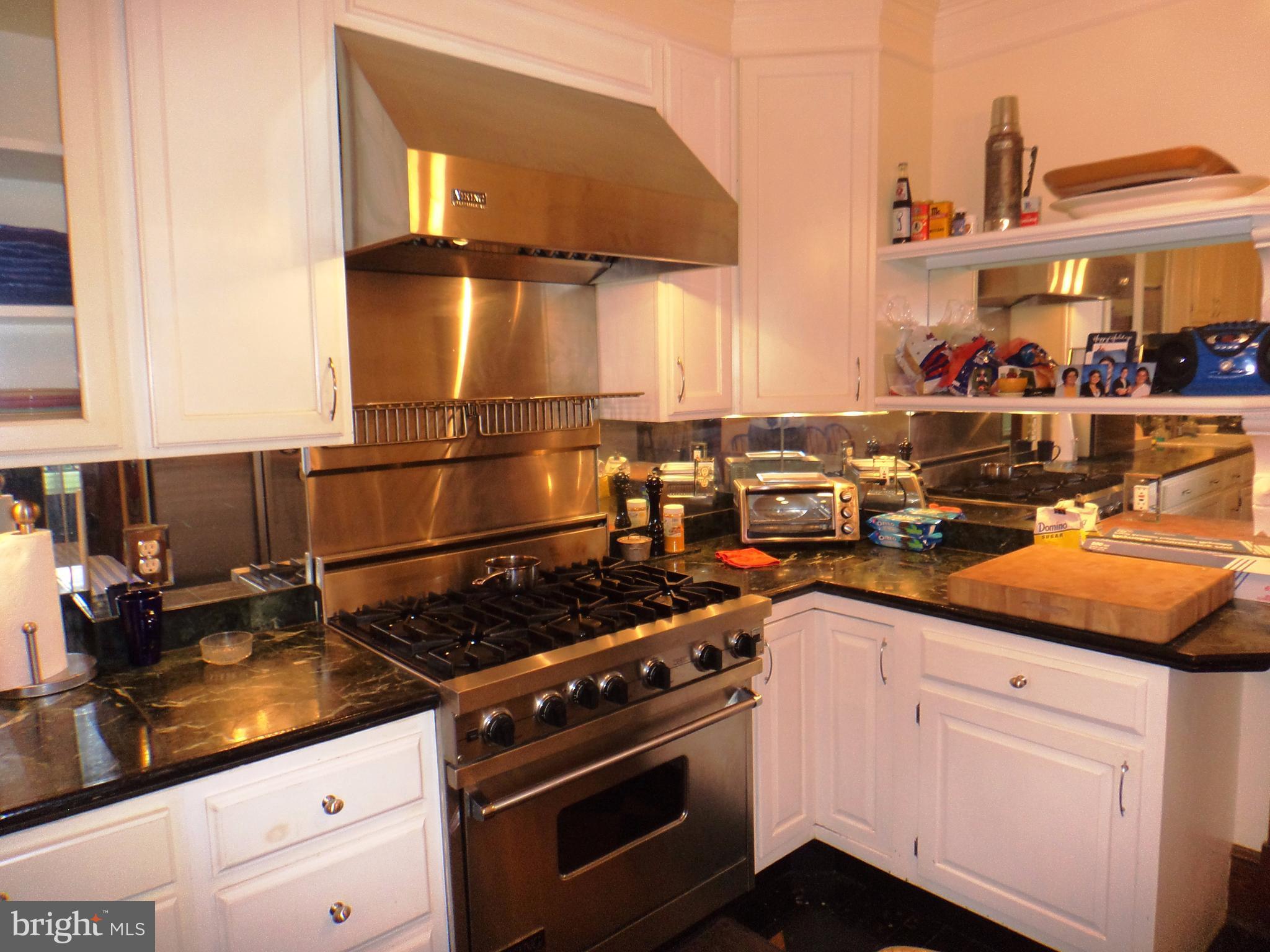 604 Strite Road Chambersburg, PA 17202 - Photo 8 of 30 Kitchen