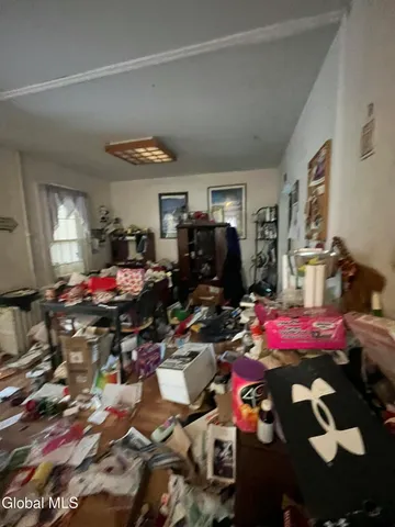 $89,999 | 77 Grove Street, Amsterdam, NY 12010