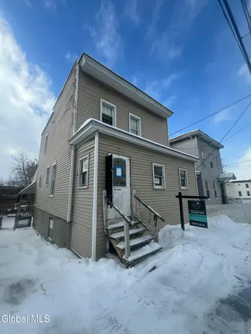 $89,999 | 77 Grove Street, Amsterdam, NY 12010